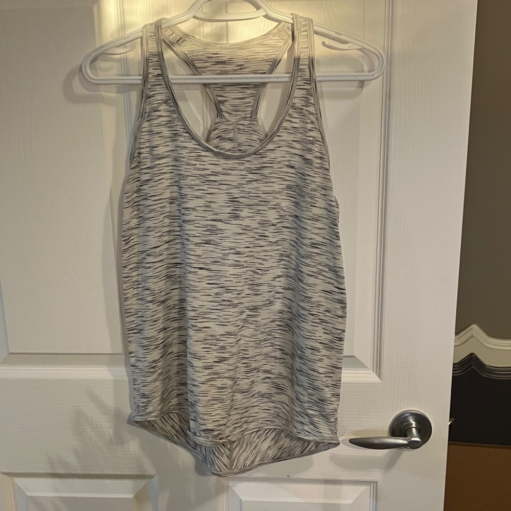 Lululemon Essential Tank Pleated